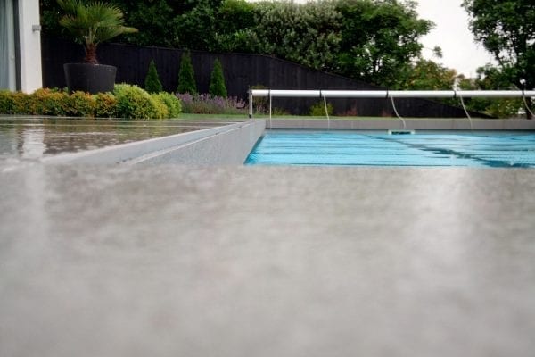 Polished tile edge